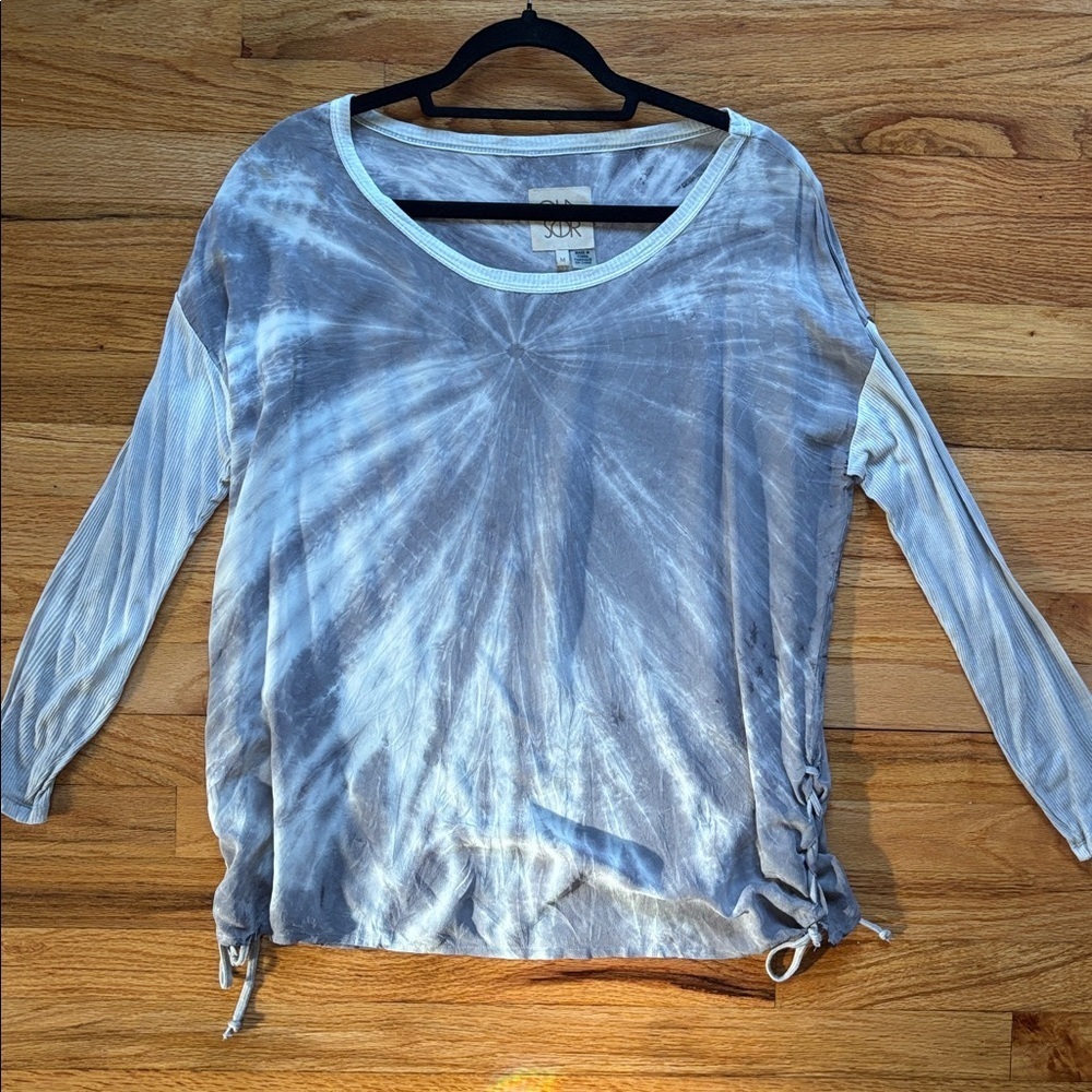 Chaser Gray Tie-Dye Long Sleeve Top Women’s Sz Medium lace up